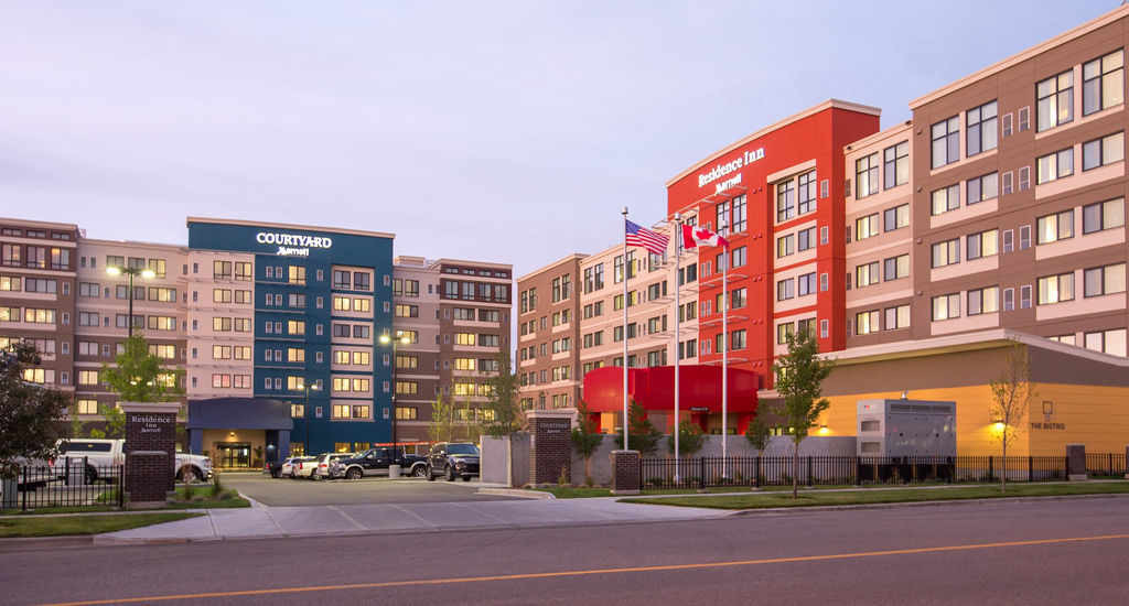 Hotel Courtyard By Marriott Calgary South Extérieur photo
