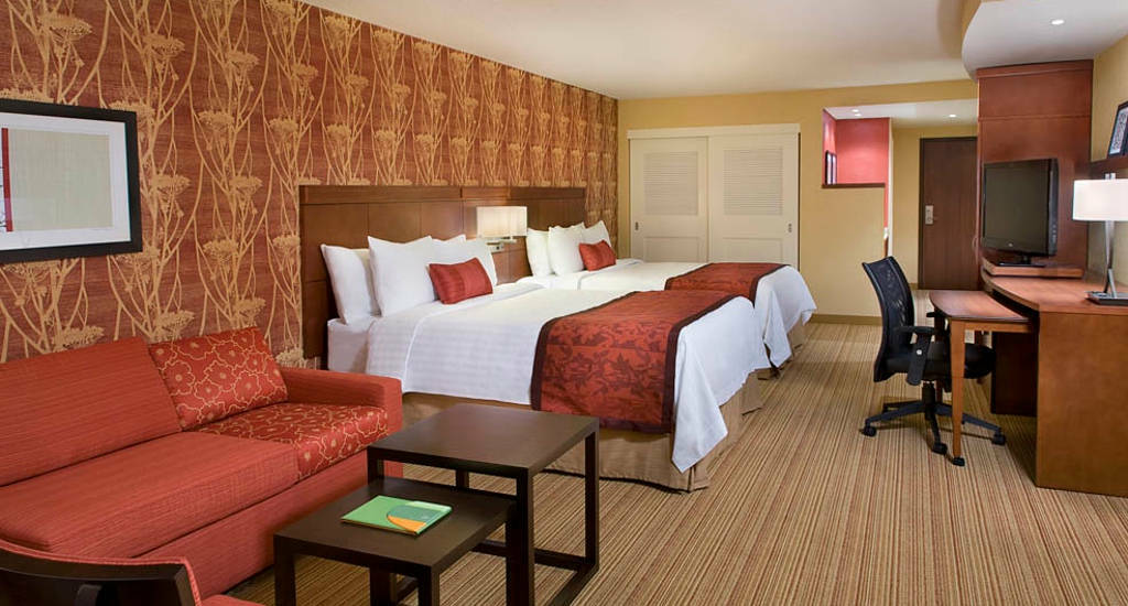 Hotel Courtyard By Marriott Calgary South Extérieur photo